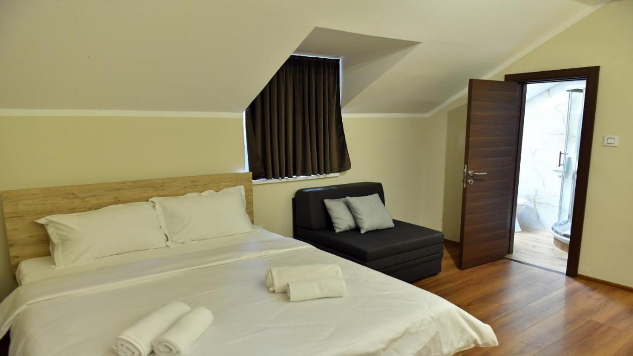 Apartmani Mali Vikend Belgrád Kültér fotó