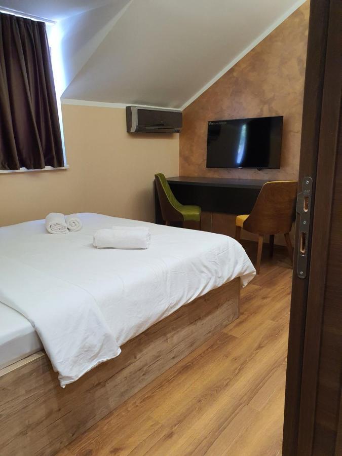 Apartmani Mali Vikend Belgrád Kültér fotó